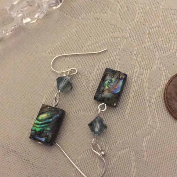 Genuine Abalone and Swarovski crystals earrings. - Picture 6 of 7